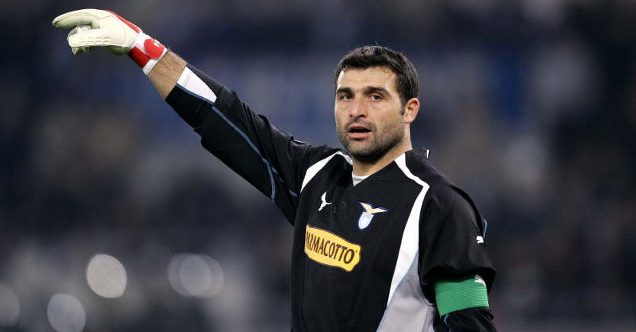 Angelo-Peruzzi-playing-for-Lazio-Source-CITTACELESTE-e1524497348760.jpg