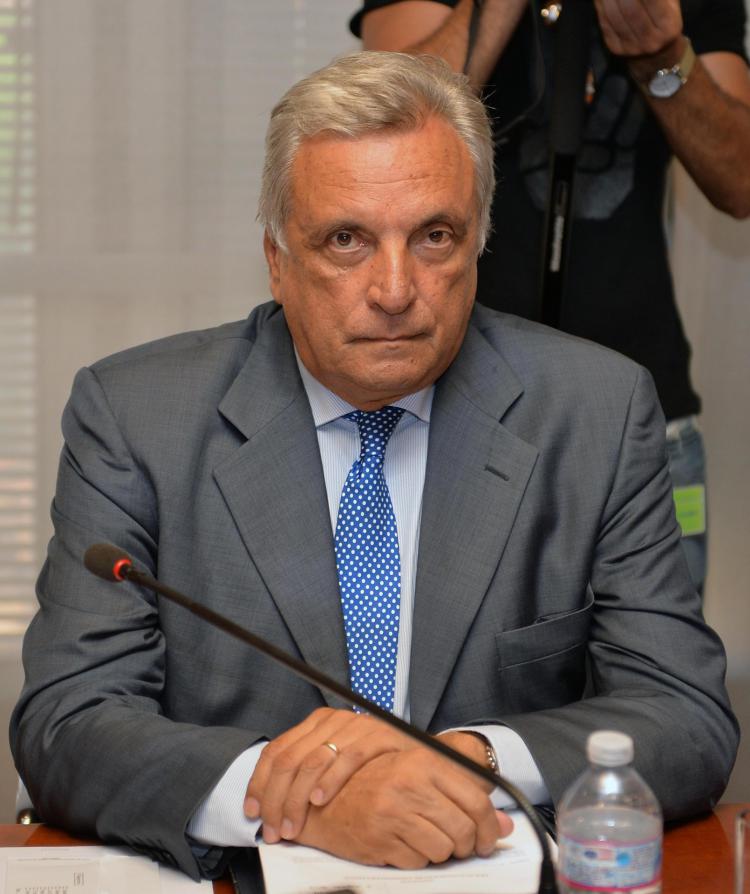 Arturo Diaconale, Source- Il Populista