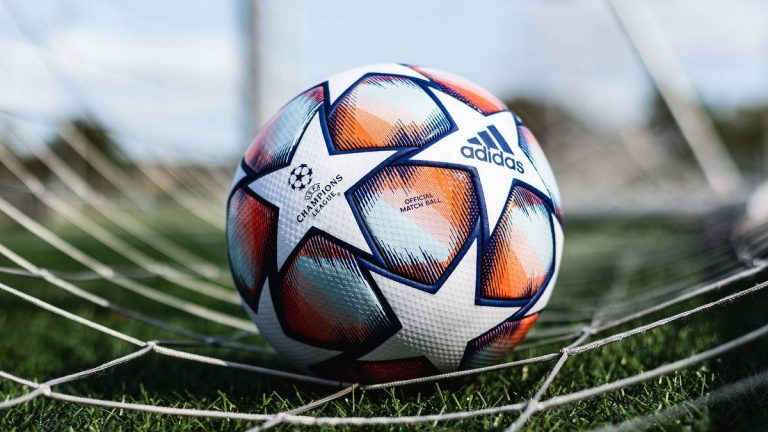 adidas - UEFA champions league 公式球　2020 adidas Football Champions League 2020 Competition Istanbul
