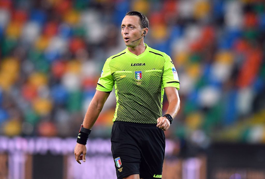 UDINE, ITALY - OCTOBER 03: Referee Rosario Abisso looks on during the Serie A match between Udinese Calcio and AS Roma at Dacia Arena on October 03, 2020 in Udine, Italy. (Photo by Alessandro Sabattini/Getty Images)