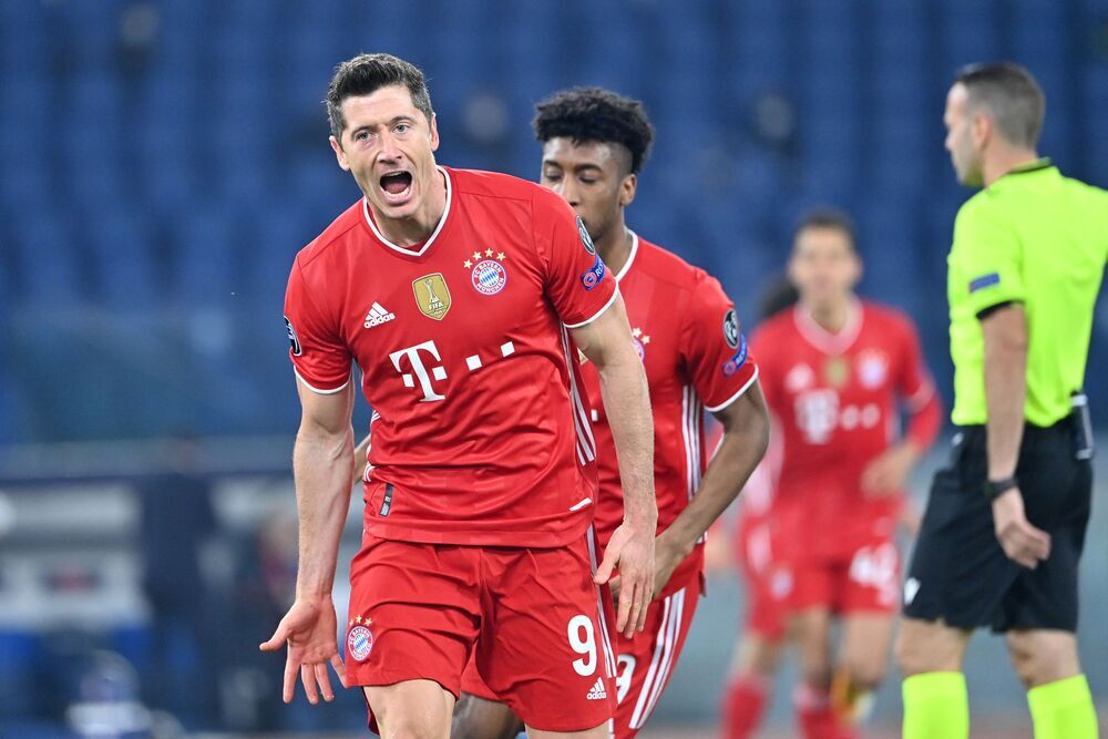 Video: Robert Lewandowski Takes Advantage of a Major Lazio Error to ...