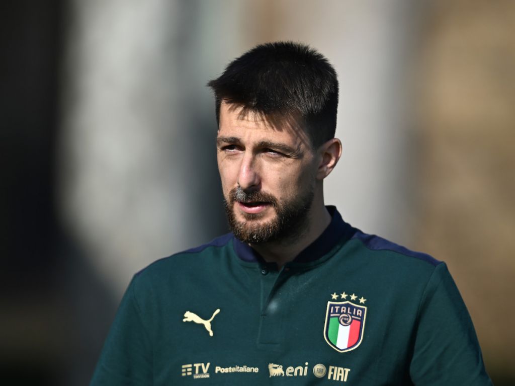 FLORENCE, ITALY - MARCH 21: Milan linked Francesco Acerbi of Italy in action during a Italy training session at Centro Tecnico Federale di Coverciano on March 21, 2022 in Florence, Italy. (Photo by Claudio Villa/Getty Images)