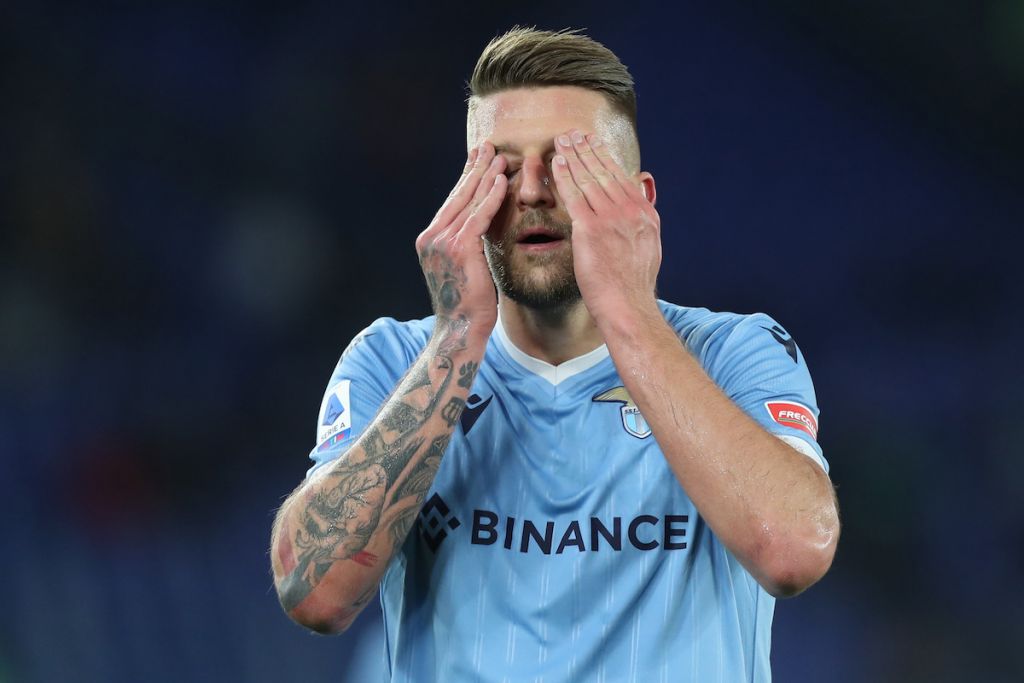 ROME, ITALY - FEBRUARY 27: Sergej Milinkovic-Savic of SS Lazio reacts during the Serie A match between SS Lazio and SSC Napoli at Stadio Olimpico on February 27, 2022 in Rome, Italy. (Photo by Paolo Bruno/Getty Images)