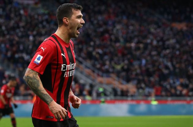 Alessio Romagnoli of AC Milan celebrates after scoring the opening goal during the Serie A match between AC Milan and US Sassuolo at Stadio Giuseppe Meazza on November 28, 2021 in Milan, Italy.