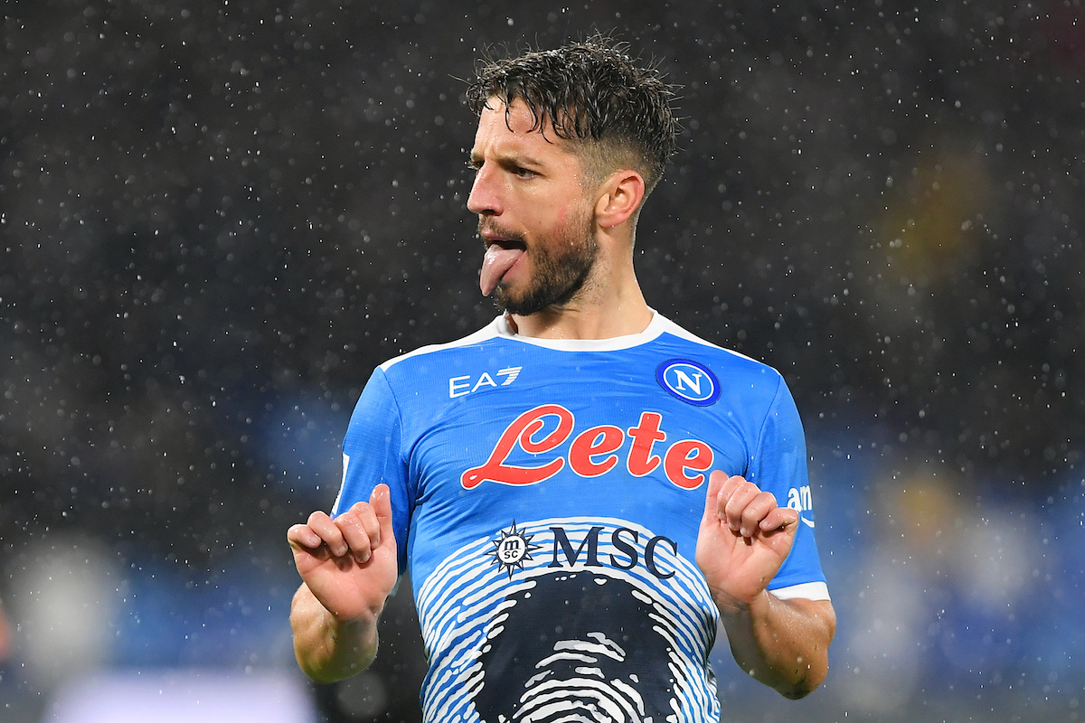 Fresh Talks Between Free Agent Mertens Lazio Coach Sarri The