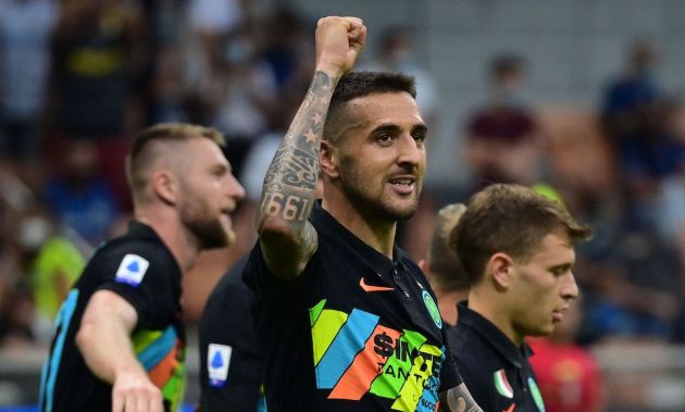 Inter Milan midfielder and Lazio linked Matias Vecino (C) celebrates with teammates after scoring a goal during the Italian Serie A football match between Inter Milan and Bologna at the San Siro stadium in Milan, on September 18, 2021. (Photo by MIGUEL MEDINA / AFP) (Photo by MIGUEL MEDINA/AFP via Getty Images)