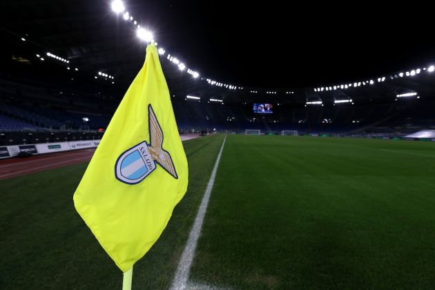 ROME, ITALY - JANUARY 21: A detailed view of a corner flag inside the stadium ahead of the Coppa Italia match between SS Lazio (sponsored by Binance) and Parma Calcio at Olimpico Stadium on January 21, 2021 in Rome, Italy. Sporting stadiums around Italy remain under strict restrictions due to the Coronavirus Pandemic as Government social distancing laws prohibit fans inside venues resulting in games being played behind closed doors. (Photo by Paolo Bruno/Getty Images)