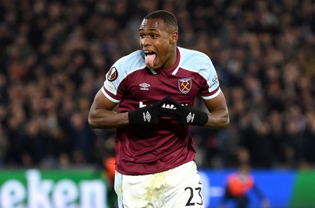 LONDON, ENGLAND - OCTOBER 21: Lazio linked Issa Diop of West Ham United United celebrates after scoring their sides second goal during the UEFA Europa League group H match between West Ham United and KRC Genk at Olympic Stadium on October 21, 2021 in London, England. (Photo by Justin Setterfield/Getty Images)