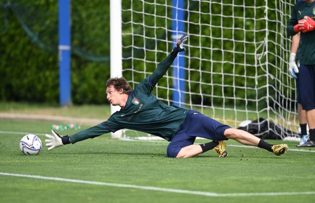 FLORENCE, ITALY - MAY 25: Lazio target Marco Carnesecchi of Italy in action during a Italy training session at Centro Tecnico Federale di Coverciano on May 25, 2022 in Florence, Italy. (Photo by Claudio Villa/Getty Images)