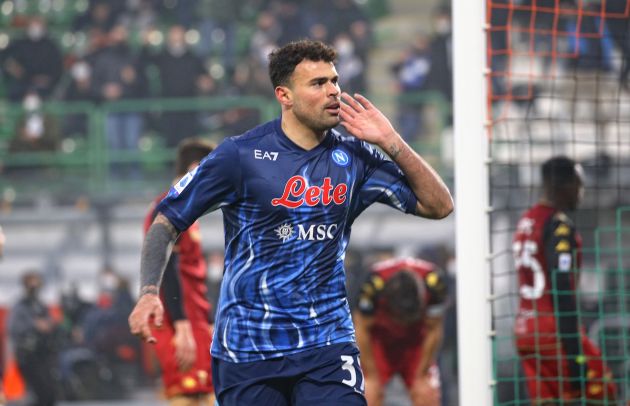 VENICE, ITALY - FEBRUARY 06: Andrea Petagna of Napoli celebrates his team's second goal during the Serie A match between Venezia FC and SSC Napoli at Stadio Pier Luigi Penzo on February 06, 2022 in Venice, Italy. (Photo by Maurizio Lagana/Getty Images)