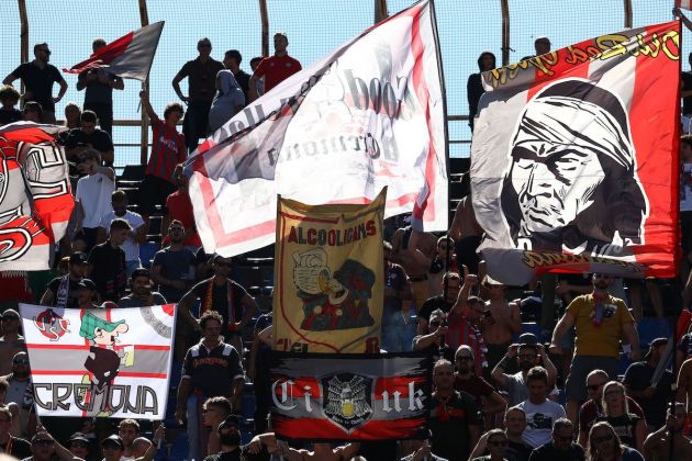 BERGAMO, ITALY - SEPTEMBER 11: The US Cremonese fans show their support during the Serie A match between Atalanta BC and US Cremonese at Gewiss Stadium on September 11, 2022 in Bergamo, Italy. (Photo by Marco Luzzani/Getty Images)
