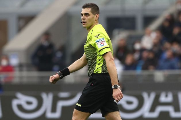MILAN, ITALY - APRIL 23: Referee of Lazio v Napoli Simone Sozza looks on during the Serie A match between FC Internazionale and AS Roma at Stadio Giuseppe Meazza on April 23, 2022 in Milan, Italy. (Photo by Marco Luzzani/Getty Images)
