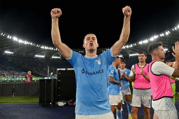 ROME, ITALY - SEPTEMBER 11: Adam Marusic of SS Lazio celebrates a victory after the Serie A match between SS Lazio and Hellas Verona at Stadio Olimpico on September 11, 2022 in Rome, Italy. (Photo by Marco Rosi - SS Lazio/Getty Images)