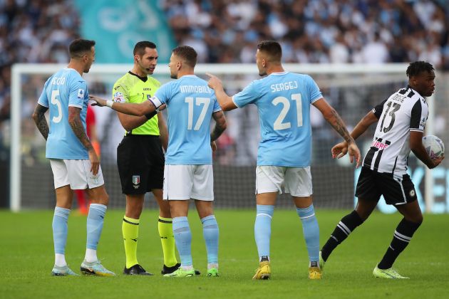 ROME, ITALY - OCTOBER 16: Matias Vecino, Ciro Immobile and Sergej Milinkovic-Savic of SS Lazio interact with referee Andrea Colombo during the Serie A match between SS Lazio and Udinese Calcio at Stadio Olimpico on October 16, 2022 in Rome, Italy. (Photo by Paolo Bruno/Getty Images)