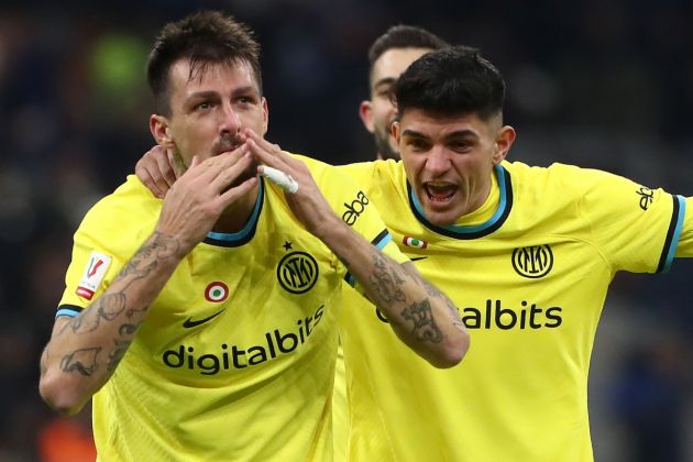MILAN, ITALY - JANUARY 10: Francesco Acerbi of FC Internazionale (L) celebrates with teammate Raoul Bellanova after scoring the team's second goalduring the Coppa Italia match between FC Internazionale and Parma Calcio at Stadio Giuseppe Meazza on January 10, 2023 in Milan, Italy. (Photo by Marco Luzzani/Getty Images)
