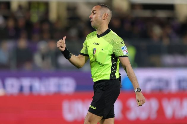 FLORENCE, ITALY - APRIL 17: Marco Guida referee gestures during the Serie A match between ACF Fiorentina and Atalanta BC at Stadio Artemio Franchi on April 17, 2023 in Florence, Italy. (Photo by Gabriele Maltinti/Getty Images)