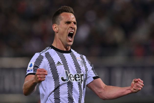 BOLOGNA, ITALY - APRIL 30: Arkadiusz Milik of Juventus celebrates after scoring the team's first goal during the Serie A match between Bologna FC and Juventus at Stadio Renato Dall'Ara on April 30, 2023 in Bologna, Italy. (Photo by Alessandro Sabattini/Getty Images)