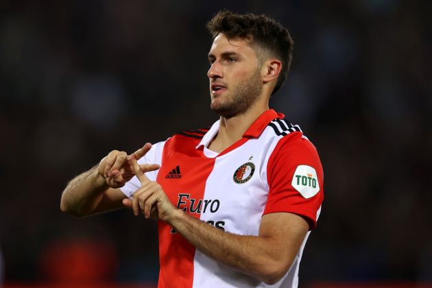 ROTTERDAM, NETHERLANDS - SEPTEMBER 15: Santiago Gimenez of Feyenoord celebrates after scoring their side's fifth goal during the UEFA Europa League group F match between Feyenoord and SK Sturm Graz at Feyenoord Stadium on September 15, 2022 in Rotterdam, Netherlands. (Photo by Dean Mouhtaropoulos/Getty Images)