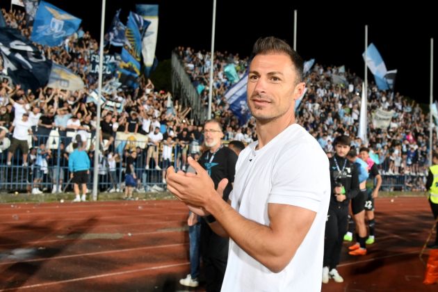 EMPOLI, ITALY - JUNE 03: Stefan Radu of SS Lazio celebrates his Champions League qualification at the end of the match the Serie A match between Empoli FC and SS Lazio at Stadio Carlo Castellani on June 03, 2023 in Empoli, Italy. (Photo by Marco Rosi - SS Lazio/Getty Images)