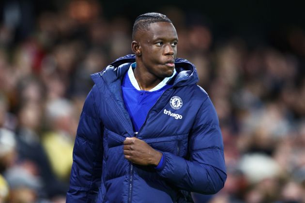 LONDON, ENGLAND - JANUARY 12: Denis Zakaria of Chelsea looks on as he is substituted off following an injury during the Premier League match between Fulham FC and Chelsea FC at Craven Cottage on January 12, 2023 in London, England. (Photo by Clive Rose/Getty Images)