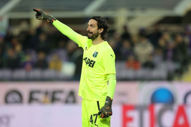 FLORENCE, ITALY - JANUARY 07: Andrea Consigli goalkeeper of US Sassuolo gestures during the Serie A match between ACF Fiorentina and US Sassuolo at Stadio Artemio Franchi on January 7, 2023 in Florence, Italy. (Photo by Gabriele Maltinti/Getty Images)