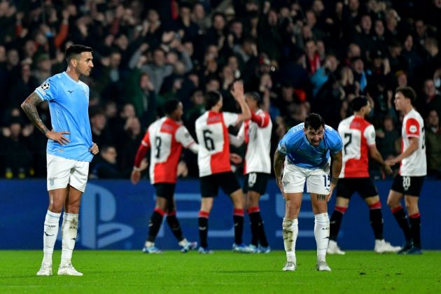 ROTTERDAM, NETHERLANDS - OCTOBER 25: Alessio Romagnoli and Nicolò Casale of SS Lazio reacts during the UEFA Champions League match between Feyenoord and SS Lazio at Feyenoord Stadium on October 25, 2023 in Rotterdam, Netherlands. (Photo by Marco Rosi - SS Lazio/Getty Images)