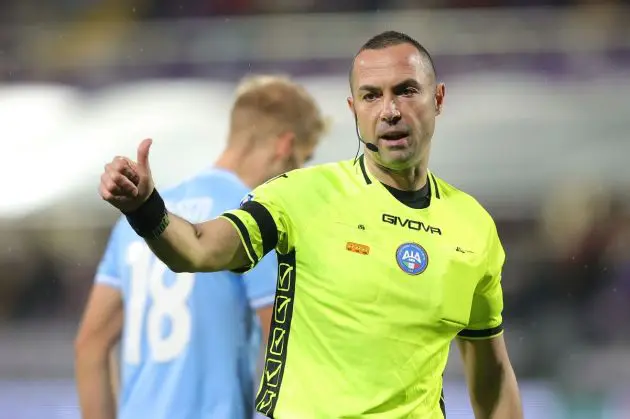 FLORENCE, ITALY - FEBRUARY 26: Marco Guida referee gestures during the Serie A TIM match between ACF Fiorentina and SS Lazio at Stadio Artemio Franchi on February 26, 2024 in Florence, Italy. (Photo by Gabriele Maltinti/Getty Images)