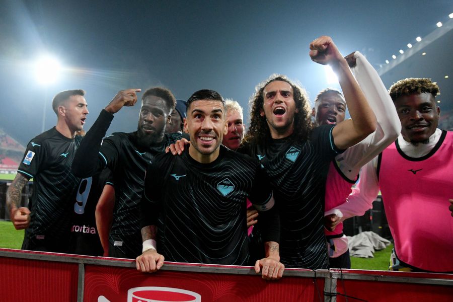 その他 vero/mattia 2009-2014 Toyota Matrix Driver Left Side View Power Door Mirror