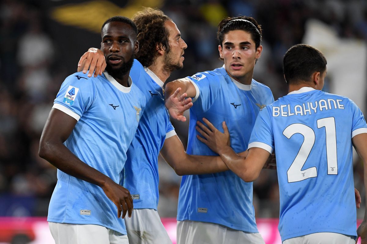 Lazio Match Program – Lazio Vs Feyenoord – Programme De Match – Pas De Maillot