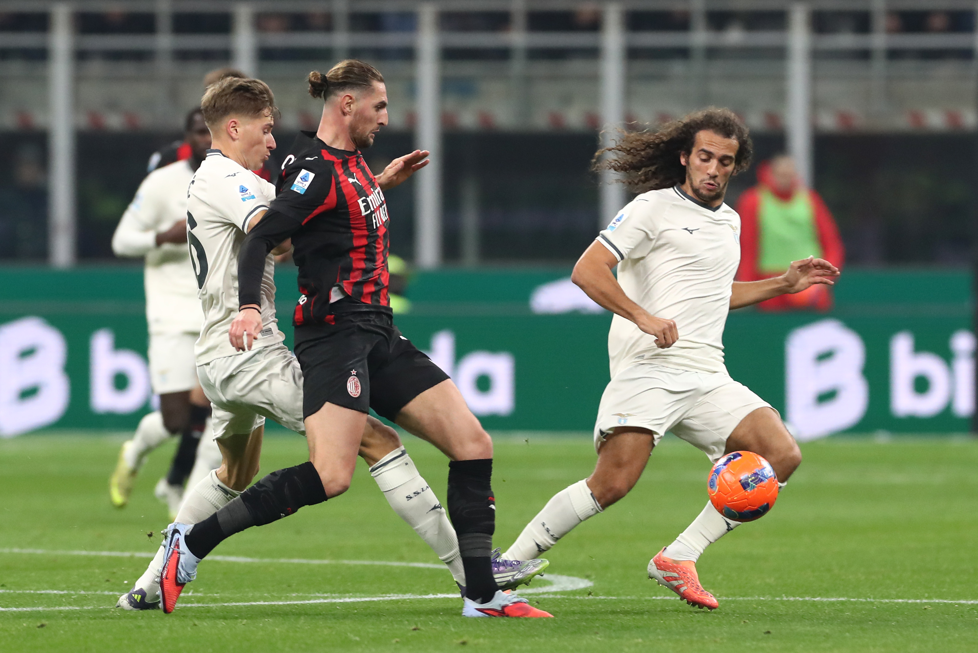 Matteo Guendouzi in action against Milan