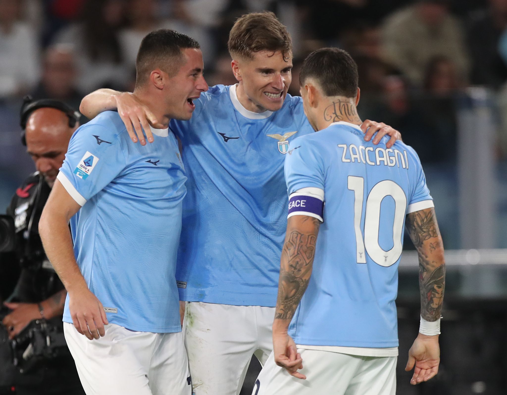 Criticizes Players Lazio Navigating High-Stakes Disputes in Miami