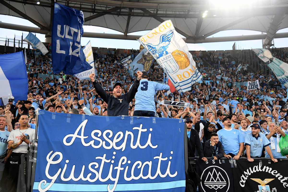 Lazio fans