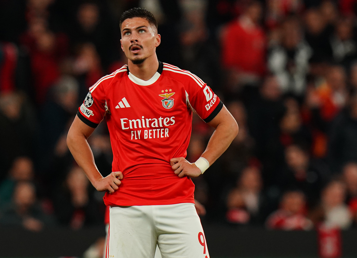 Lazio aposta no atacante do Benfica, Franjo Ivanovic