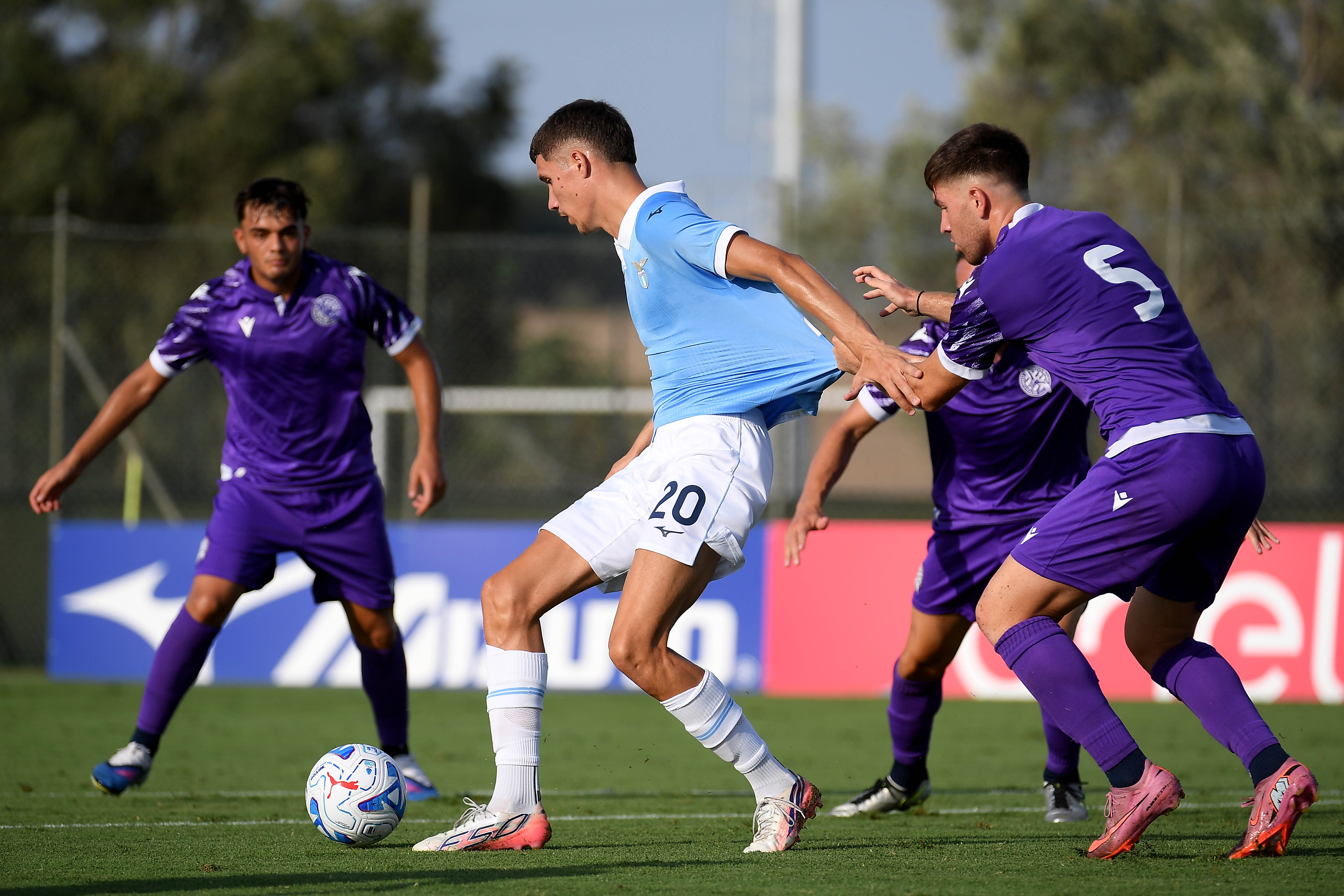sevilla-revive-interest-in-lazio-forward-duel-with-levante-erupts