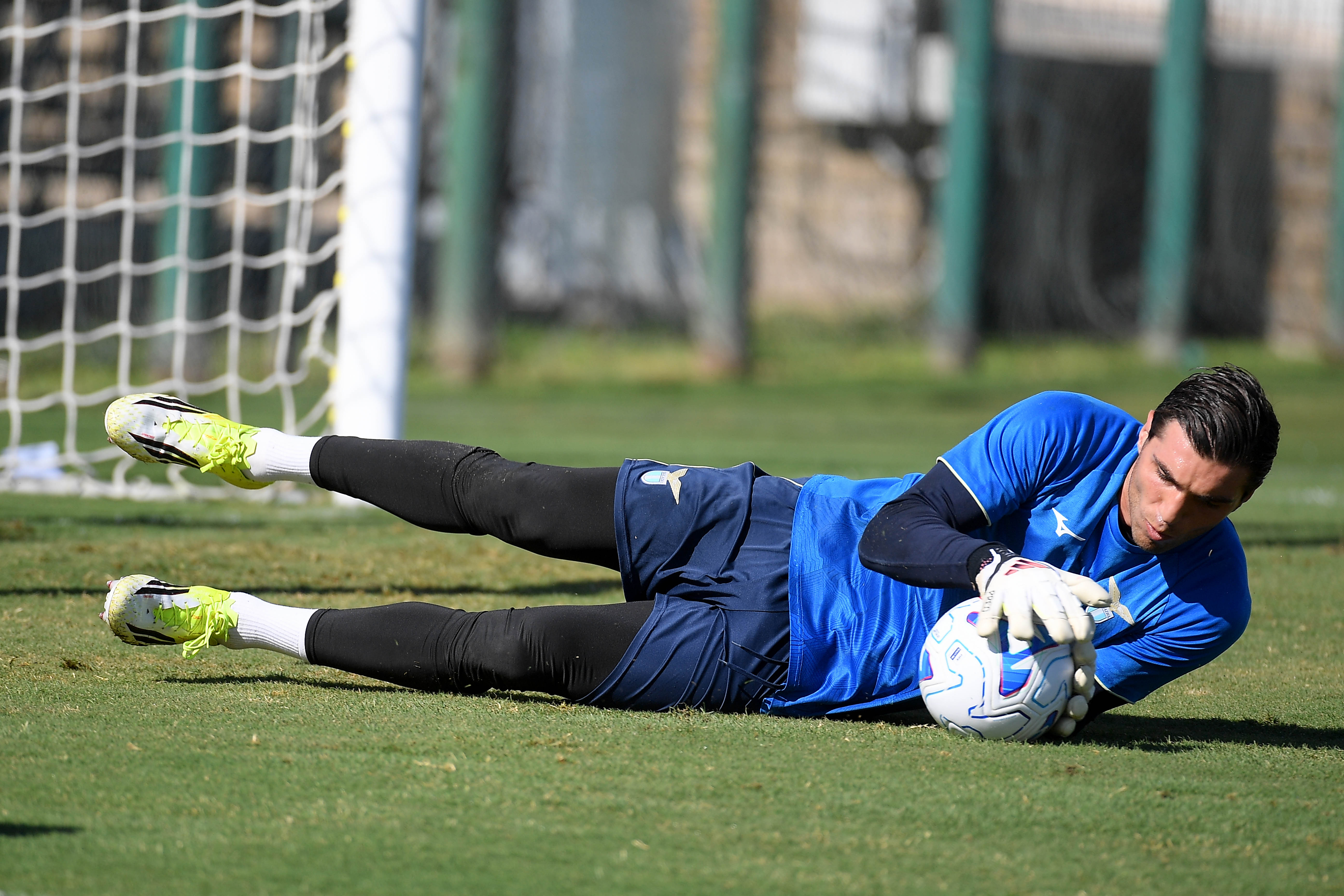 Lazio Offered Arsenal Goalkeeper Kepa, Bournemouth Wanted Mandas